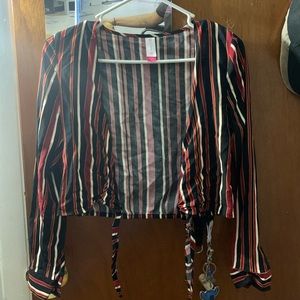 No boundaries cute top